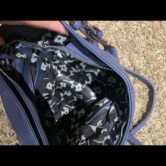 EUC Jenna Kator purse hobo crossbody I would say. Beautiful color ~ADORABLE!!~ - Picture 7 of 15